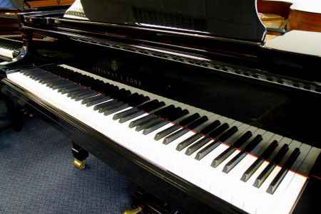 Steinway   model B    - dealers in Steinway grand pianos baby grand pianos, Fazioli, Bosendorfer, Bechstein, Bluthner, Yamaha